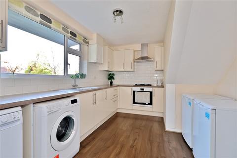 3 bedroom terraced house for sale, Farnley, Goldsworth Park, Woking, Surrey, GU21