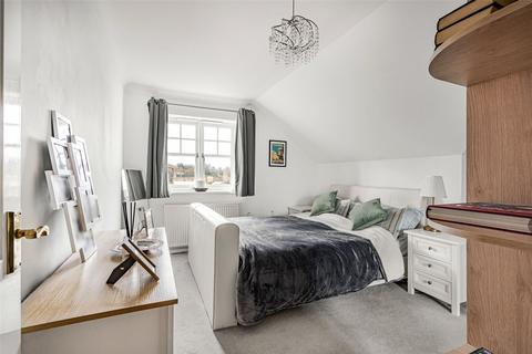 1 bedroom apartment for sale, Kingsway, Woking, Surrey, GU21