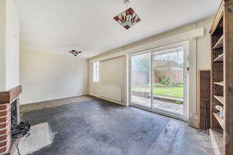 3 bedroom terraced house for sale, Laburnum Road, Woking, Surrey, GU22