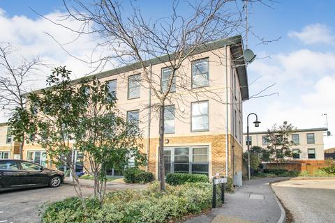 Pond Road,  Farnborough , GU14