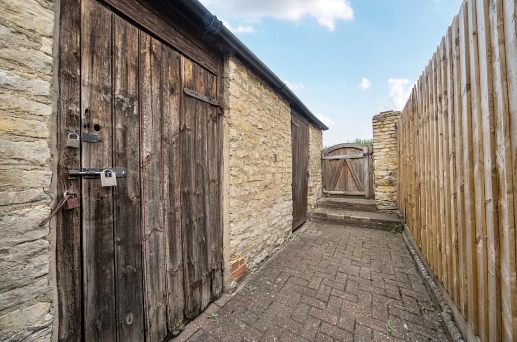 Outbuilding