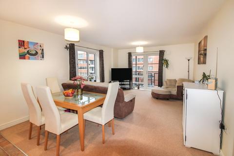 2 bedroom apartment for sale, Buccaneer Court, Kestrel Road, Farnborough , GU14
