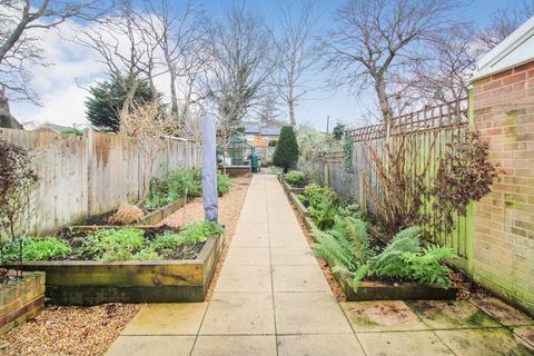 2 bedroom terraced house for sale, Beta Road,  Farnborough , GU14