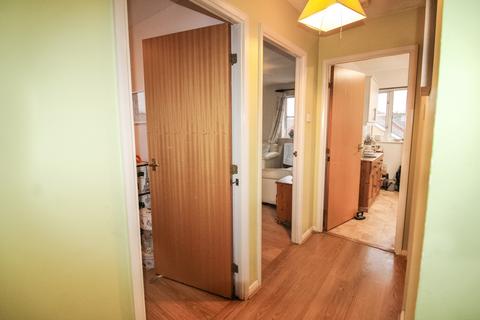1 bedroom apartment for sale, Corfe Way,  Farnborough , GU14