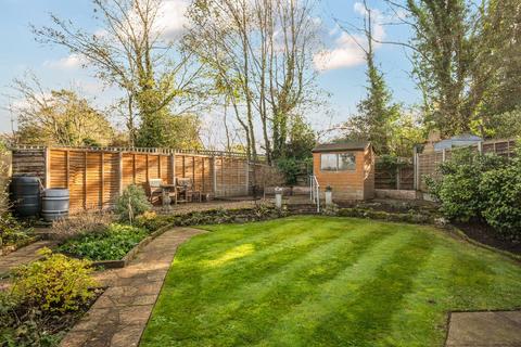 2 bedroom semi-detached bungalow for sale, Eden Way, Warlingham CR6