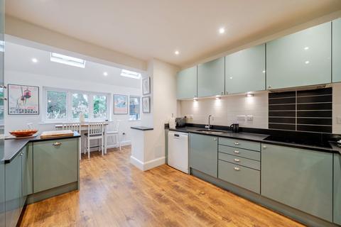 4 bedroom detached house for sale, Farleigh Road, Warlingham CR6