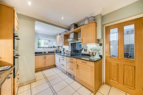 3 bedroom semi-detached house for sale, Hillbury Road, Warlingham CR6