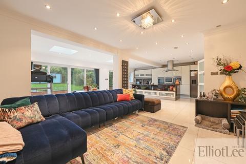 3 bedroom semi-detached house for sale, Watford Road, Harrow HA1