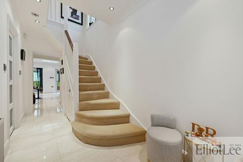 3 bedroom semi-detached house for sale, Watford Road, Harrow HA1