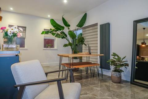 2 bedroom apartment for sale, Cornerswell Road, Penarth CF64