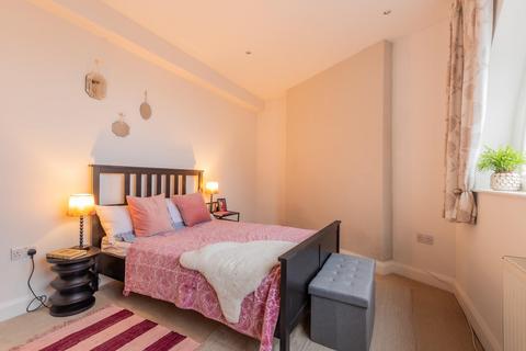 1 bedroom apartment for sale, Woodland Place, Penarth CF64
