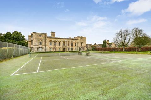 3 bedroom flat for sale, Gayhurst Court, Gayhurst MK16