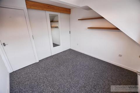 2 bedroom end of terrace house for sale, Ladywell, Oakham