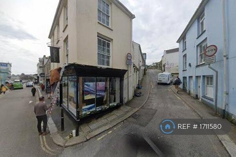 4 bedroom flat to rent, Swanpool Street, Falmouth, TR11