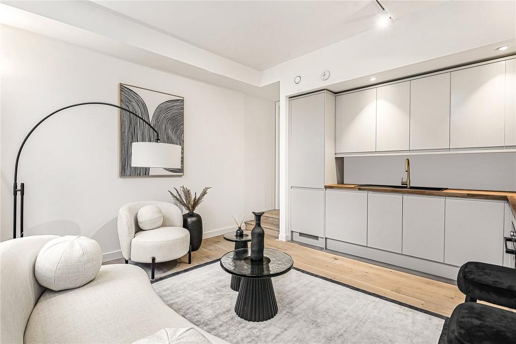 Reception/Kitchen