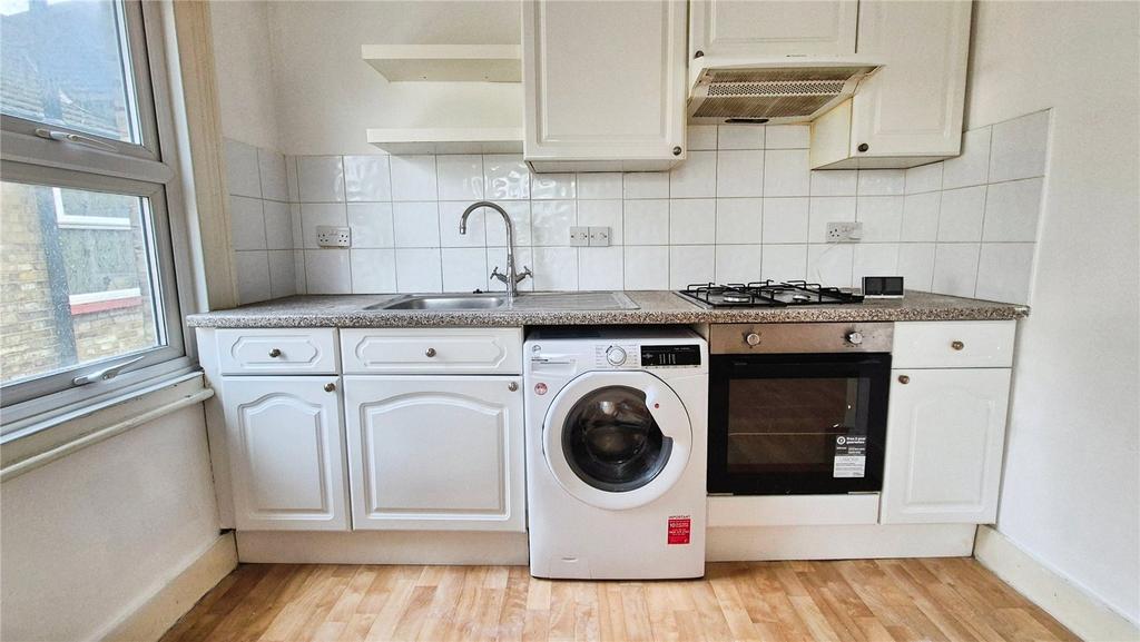 Kitchen/Reception