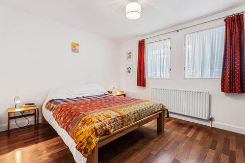 undefined, Sclater Street, London, E1