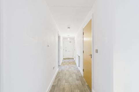 2 bedroom ground floor flat for sale, Hammonds Drive, Peterborough, PE1