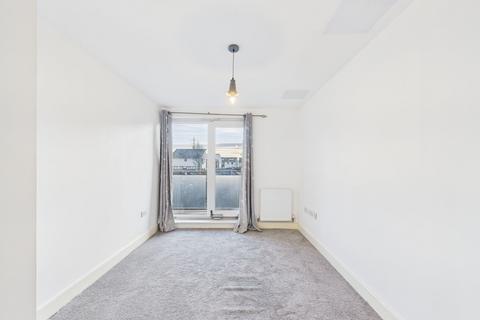2 bedroom ground floor flat for sale, Hammonds Drive, Peterborough, PE1