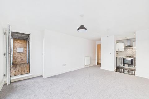 2 bedroom ground floor flat for sale, Hammonds Drive, Peterborough, PE1