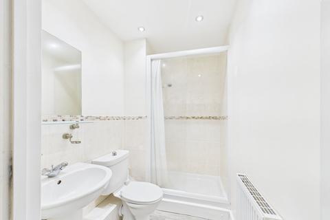 2 bedroom ground floor flat for sale, Hammonds Drive, Peterborough, PE1