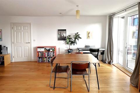 1 bedroom apartment for sale, Collent Street, London, E9