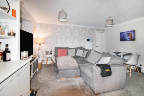 2 bedroom maisonette for sale, Waterside Court,  Fleet, GU51