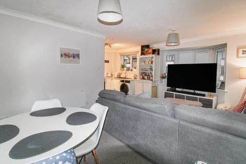 2 bedroom maisonette for sale, Waterside Court,  Fleet, GU51
