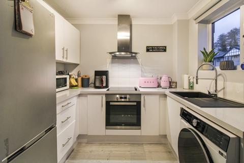 2 bedroom maisonette for sale, Waterside Court,  Fleet, GU51
