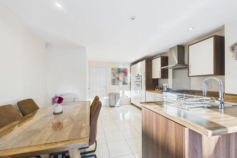 3 bedroom townhouse for sale, Lima Way, Peterborough, PE2