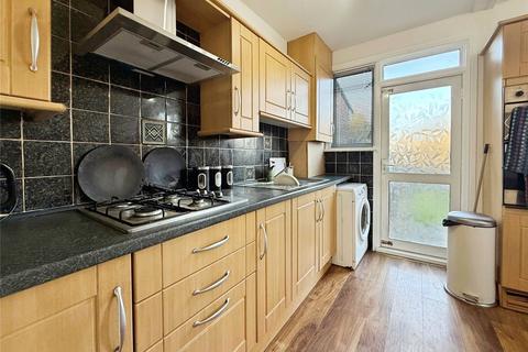 3 bedroom terraced house for sale, Guildford Avenue, Feltham, TW13