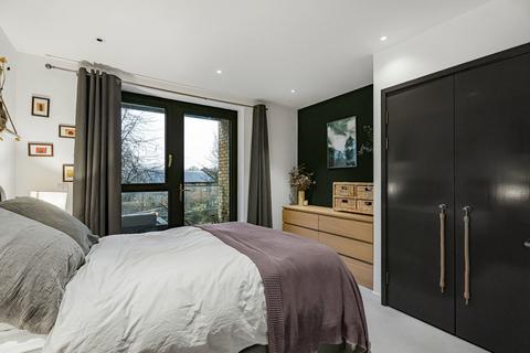 2 bedroom apartment for sale, Goldsmiths Row, London, E2
