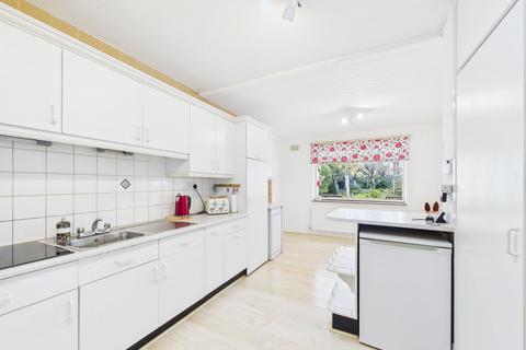 undefined, Latham Avenue, Orton Longueville, PE2