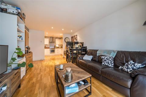 2 bedroom apartment for sale, Sun Passage, London, SE16