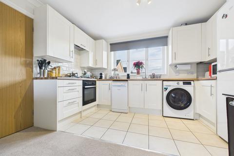 2 bedroom flat for sale, Broadway, Yaxley, PE7
