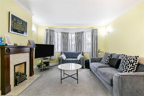 3 bedroom semi-detached house for sale, Connaught Avenue, Hounslow, TW4