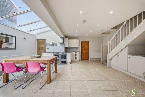 3 bedroom detached house for sale, Knutsford Road, Alderley Edge, SK9