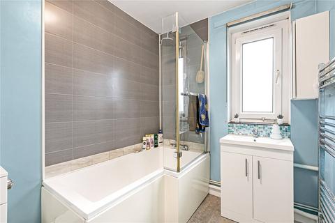 2 bedroom apartment for sale, Farm Road, Whitton, Hounslow, TW4