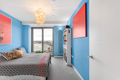1 bedroom apartment for sale, Western Gateway, London, E16