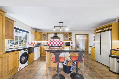 5 bedroom detached bungalow for sale, Northey Road, Peterborough, PE6