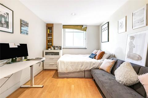 2 bedroom apartment for sale, St. George Wharf, London, SW8