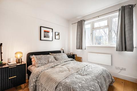 2 bedroom apartment for sale, Turner Street, London, E1