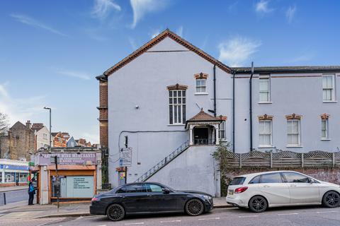 2 bedroom apartment for sale, London Road, London, SW16