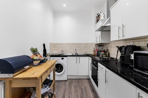 2 bedroom apartment for sale, London Road, London, SW16