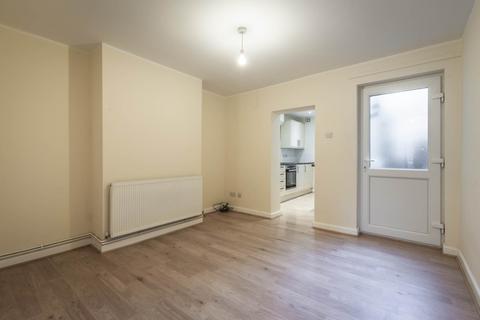 2 bedroom terraced house for sale, Baltic Road, Tonbridge (no chain)