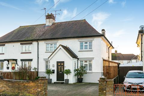 3 bedroom semi-detached house for sale, Worple Avenue, Staines-upon-Thames, Surrey, TW18