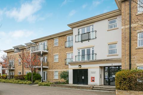 2 bedroom apartment for sale, Dyas Road, Sunbury-on-Thames, Surrey, TW16