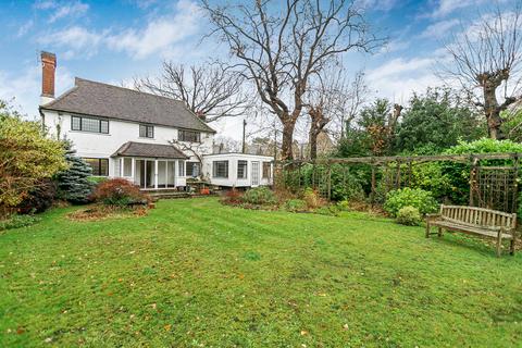 4 bedroom detached house for sale, Hollybank Road, Surrey KT14