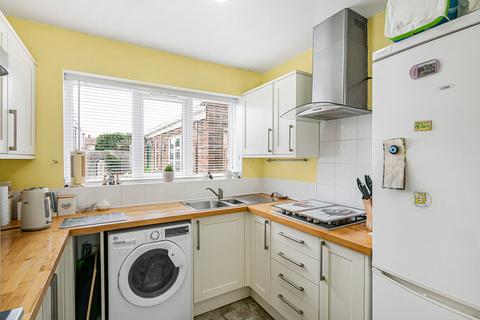 2 bedroom bungalow for sale, Conway Road, Feltham, TW13