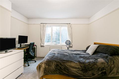 3 bedroom semi-detached house for sale, Kneller Gardens, Isleworth, TW7